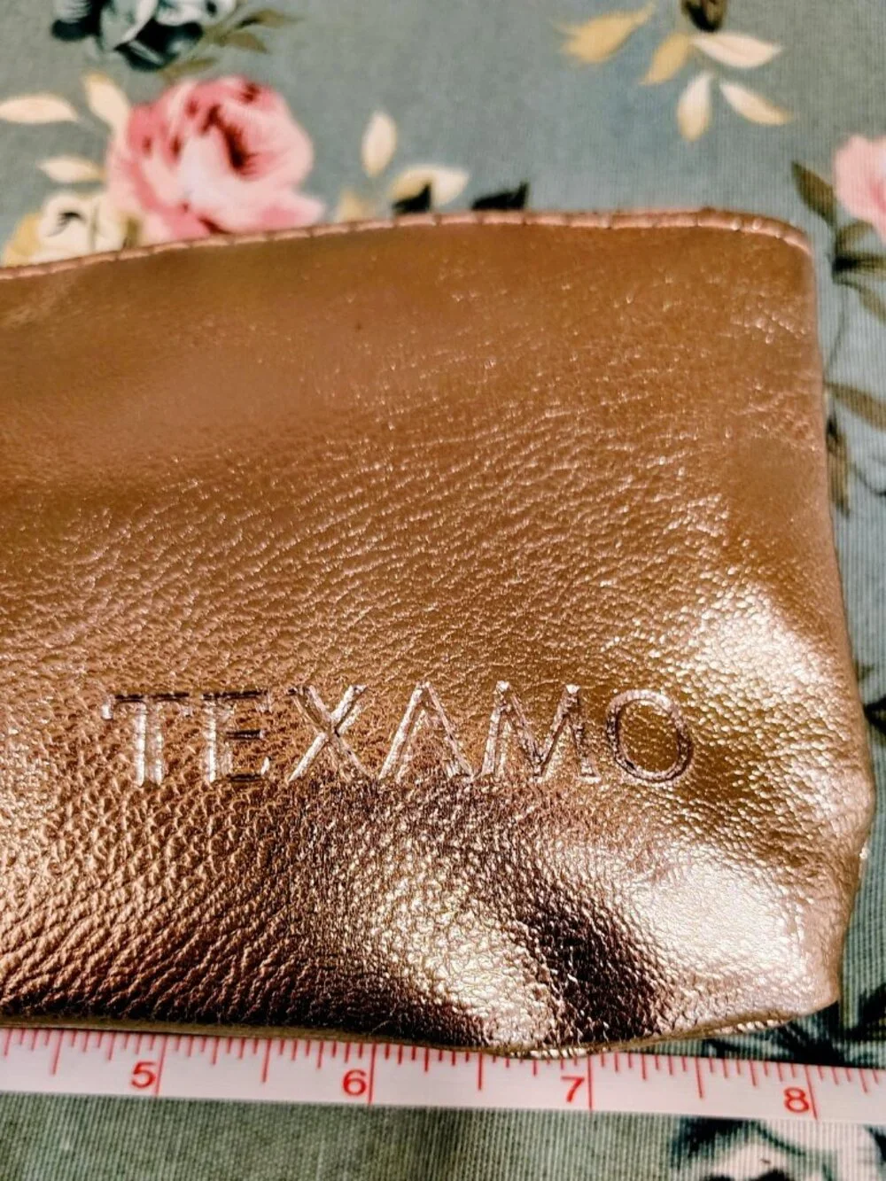 NWOT Texamo Rose Gold Metallic Makeup Bag